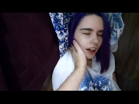 ❤️ 押し入れの中の姉ちゃんを発見し、イクのを手伝う ❤  at ja.gayasianporn.ru ❌️